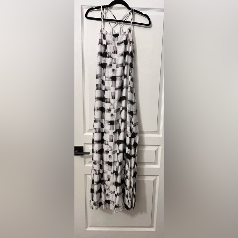 Never been work black and white dress